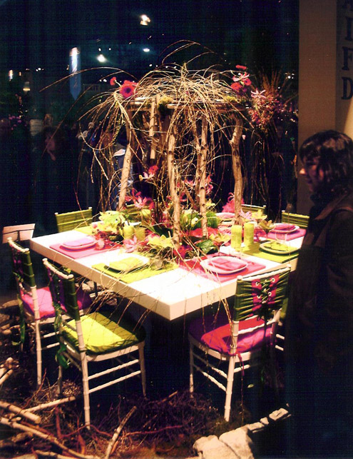 Tropical Rain Forest Decor and Centerpieces